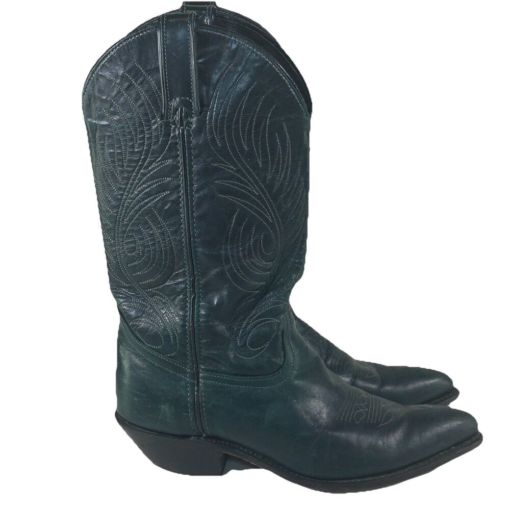 Cottagecore forest green western Code West designer cowgirl boots size 7